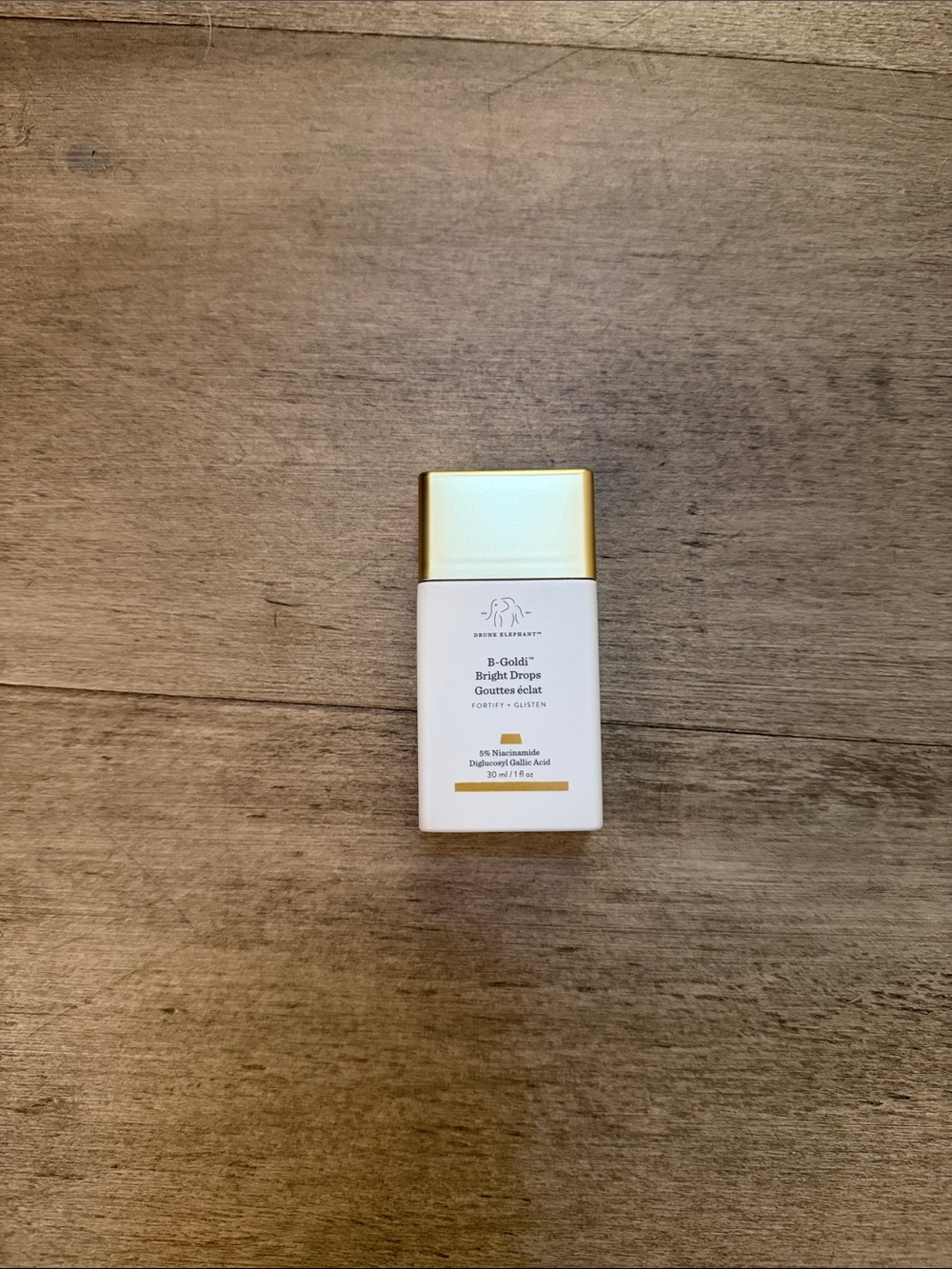 Drunk Elephant Gold and White B-Goldi Bright Drops Serum